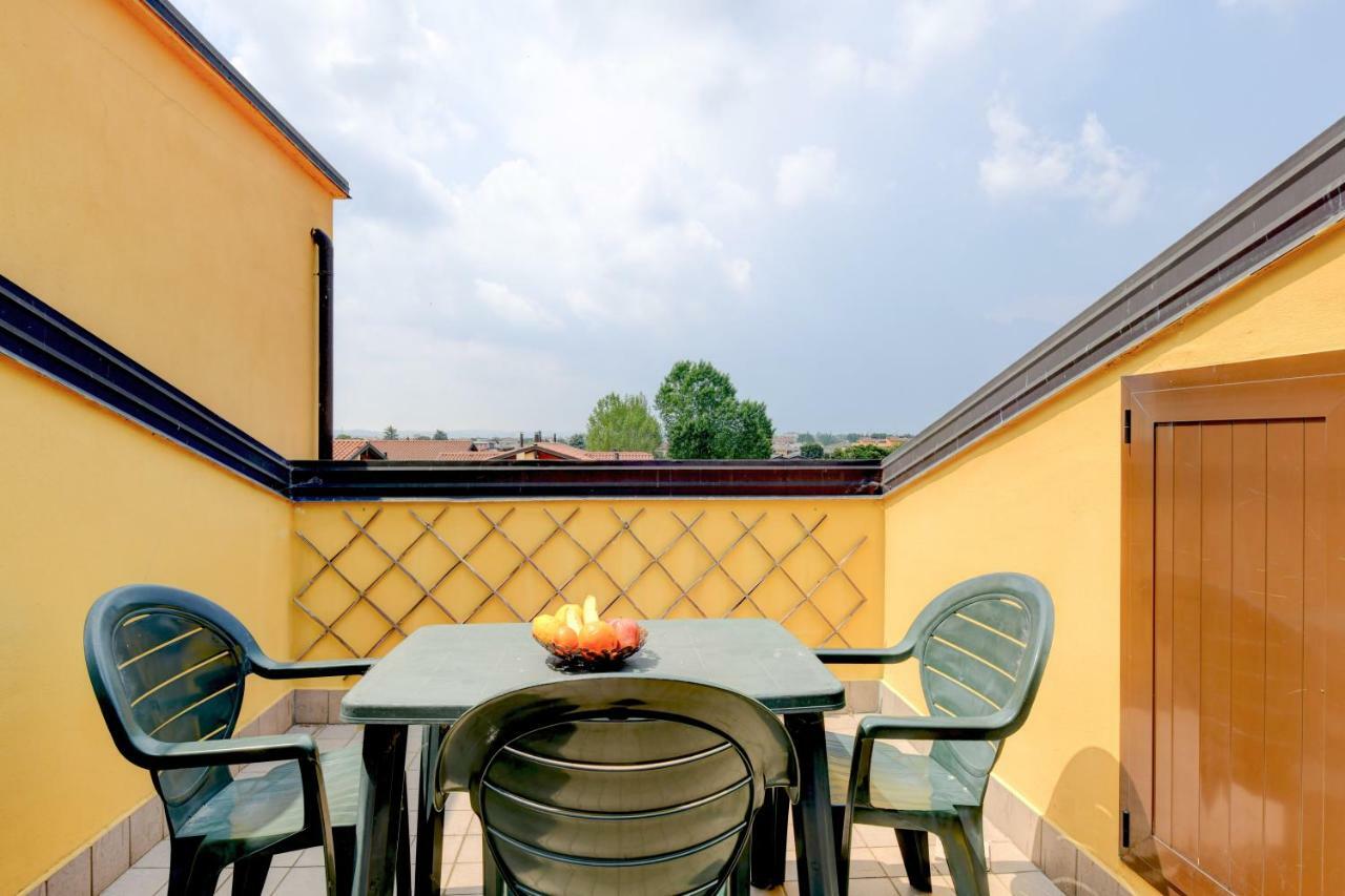 Sarno Apartments Caravaggio Sirmione Exterior foto