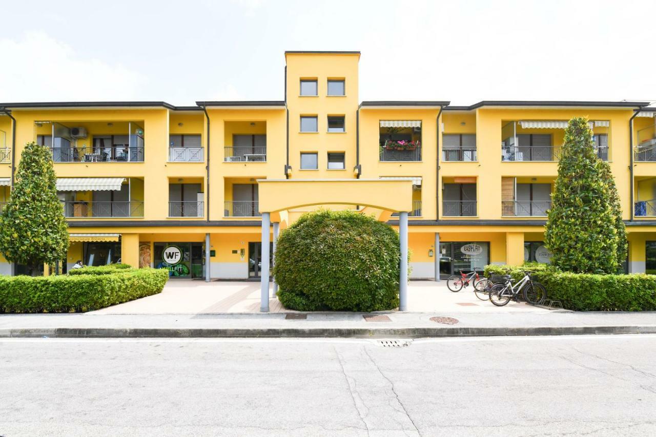 Sarno Apartments Caravaggio Sirmione Exterior foto